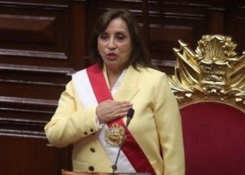 Dina Boluarte dice que verá con el Congreso si es posible acortar plazos para adelantar elecciones