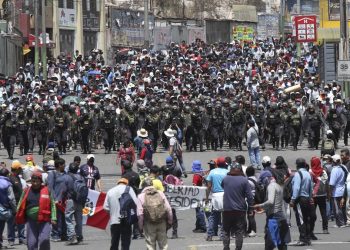 Perú declara estado de emergencia en todo el país por 30 días