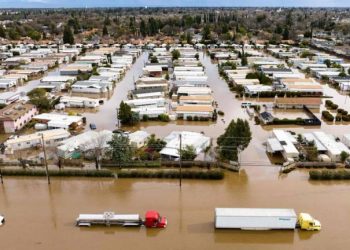 Cifra de muertos por tormentas en California sube a 17, entre ellos dos niños
