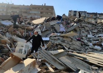 El número de muertos por los terremotos en Turquía supera ya 44.000