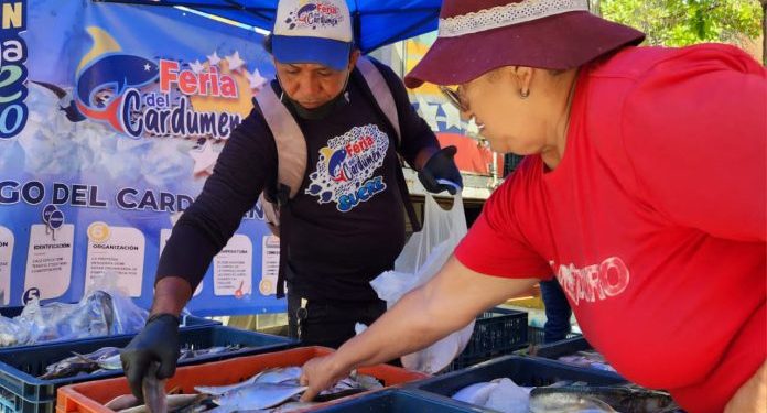 Se despliegan las Ferias del Cardumen en Sucre
