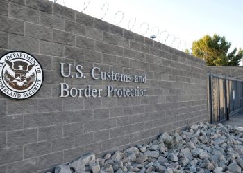 Estados Unidos revocó unos 100.000 visados en 2025, más del doble que el año anterior