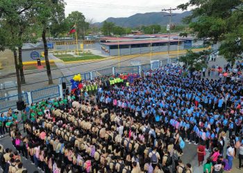 Inició segundo momento pedagógico 2025-2026 en las escuelas del país