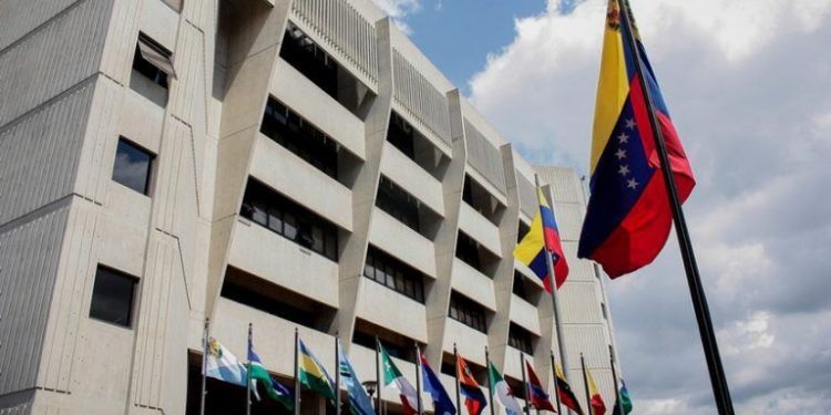 TSJ ordena al CNE suspender procedimientos de totalización, adjudicación y proclamación de candidato a gobernador en Barinas