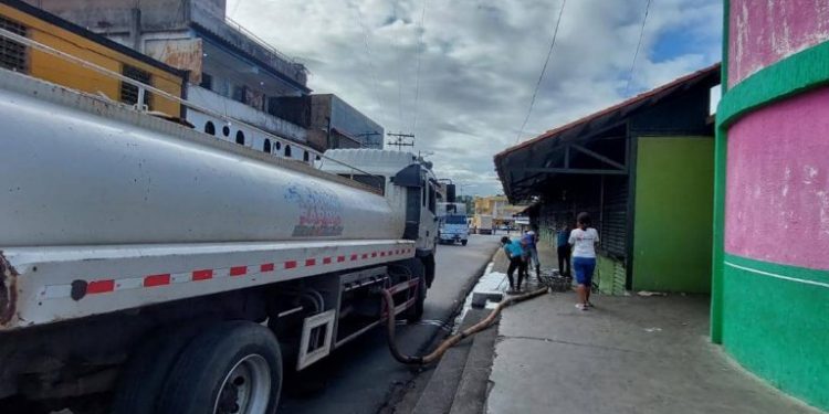 Bolívar | Continúa jornada de limpieza y mantenimiento en los mercados municipales