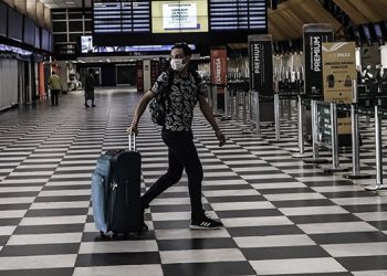 EEUU levantará restricciones de viaje impuestas tras Ómicron a varios países africanos