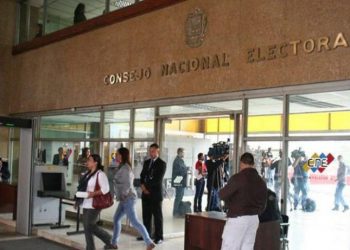 CNE admitió 30 postulaciones para el cargo de Gobernador en Barinas
