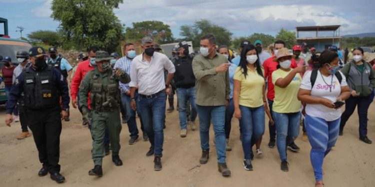 Anzoátegui | Gobernación del estado sigue trabajando en la rehabilitación del vertedero de Cerro de Piedra