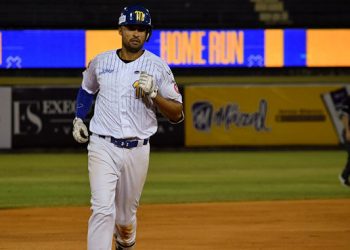 ¡A punta de jonrones! Magallanes ganó el segundo del Round Robin