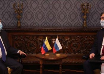 Venezuela y Rusia mantendrán sus acuerdos de cooperación
