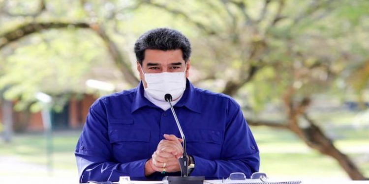 Maduro aseguró que el año 2022 concentrará el crecimiento económico en el impulso del comercio