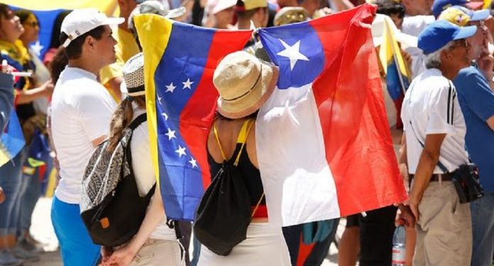 Plazo para regularizar el estatus migratorio de venezolanos en Chile vence el 7 de enero