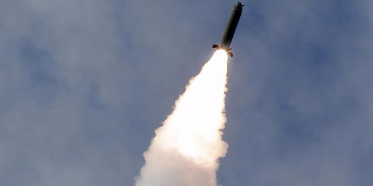 Corea del Norte dispara un proyectil no identificado