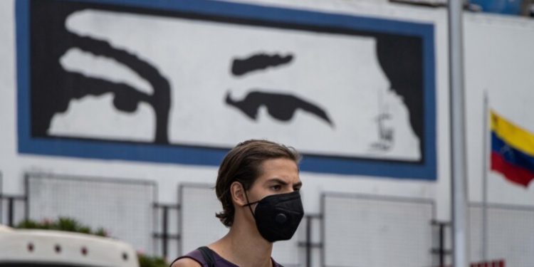 HRW: Administración de Maduro usó estado de emergencia para controlar la población