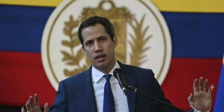 Guaidó rechazó pretensiones de Rusia sobre Venezuela