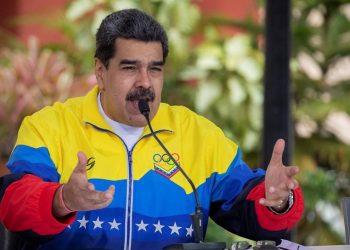 Maduro insiste en continuar con flexibilización general