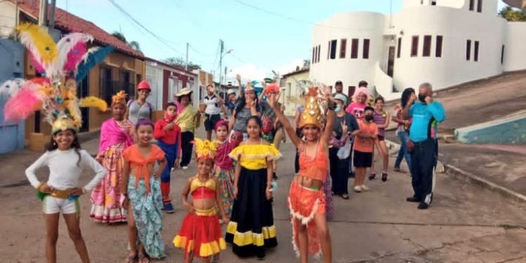 Bolívar | Hernández: en Ciudad Bolívar se consolidan las tradiciones de las fiestas cornestolendas