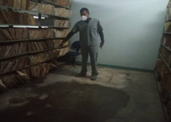 Anzoátegui | Persisten filtraciones en el archivo central del hospital Razetti