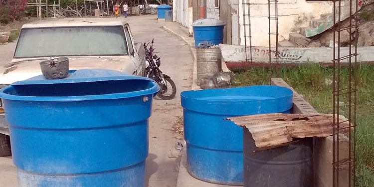 Anzoátegui | Algunos sectores de Puerto La Cruz continúan sin suministro de agua