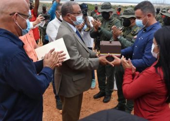 Bolívar | Gobierno del estado Bolívar recibió restos simbólicos del general Manuel Piar