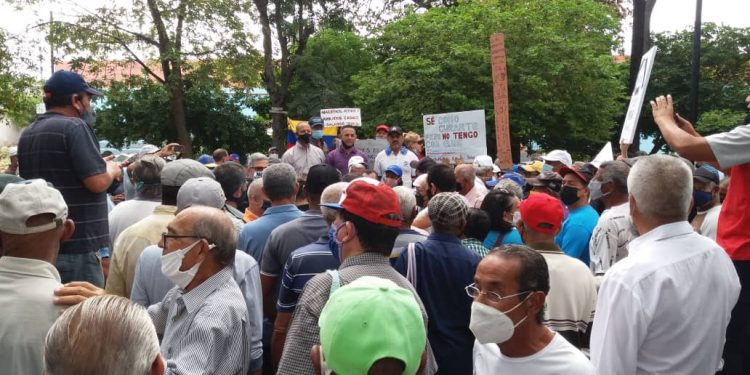 Sucre | Pensionados y Jubilados protestaron por mejores salarios