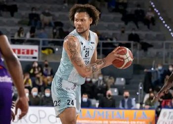 Michael Carrera volvió a destacar en España pero no evitó derrota de Lleida