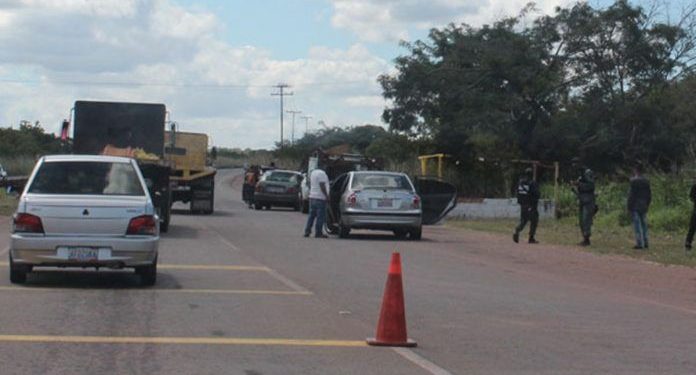 Monagas | Atracan a conductores  en la vía Macapaima – Puente Orinoquia – Maturín- El Tigre