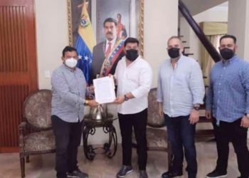 Monagas | Gobernación firma alianza estratégica para la explotación de la mina de cal