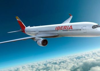 Iberia suspende temporalmente su ruta Caracas-Madrid