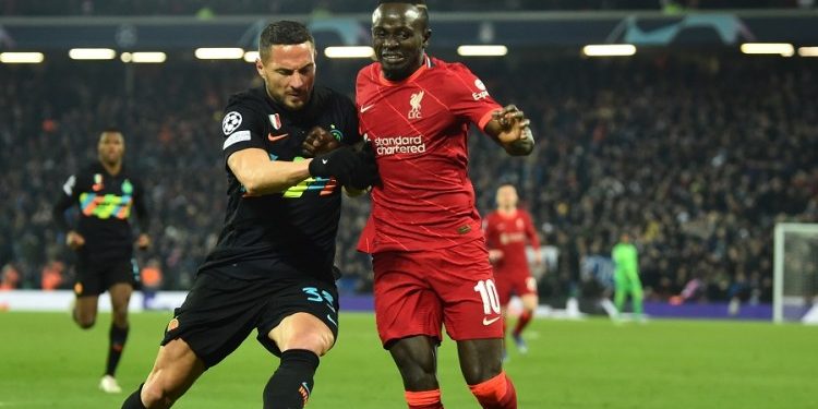 Liverpool cayó ante el Inter pero avanzó en la Champions League