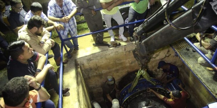 Monagas | Luna supervisa instalación de válvula en la estación de tanques de Alto Guri