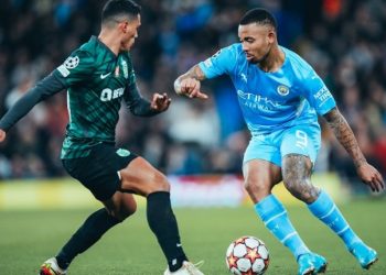 Manchester City empató pero avanzó en la Champions League