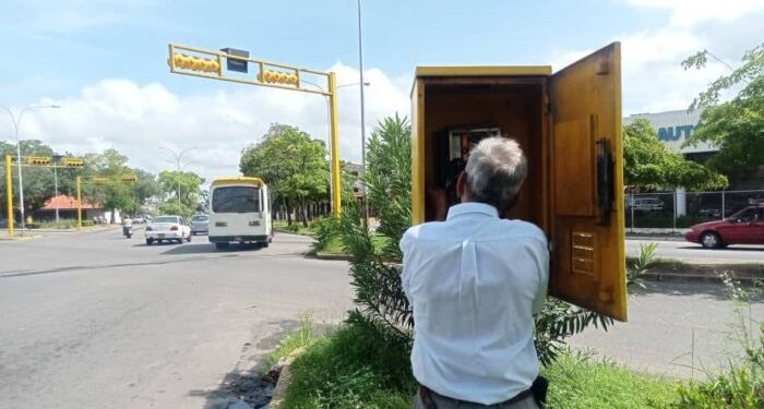 Bolívar | Ejecutan mantenimiento a red semaforizada en Ciudad Bolívar