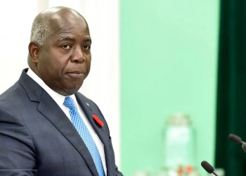 Bahamas urge a EEUU levantar las sanciones a Venezuela para aliviar precios del crudo