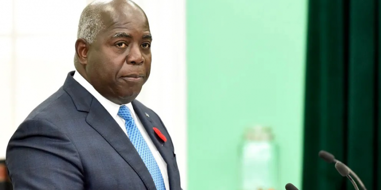 Bahamas urge a EEUU levantar las sanciones a Venezuela para aliviar precios del crudo