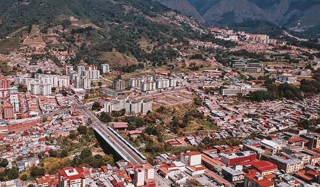 Gobierno venezolano asignó Bs 2 millones para obras públicas en Mérida