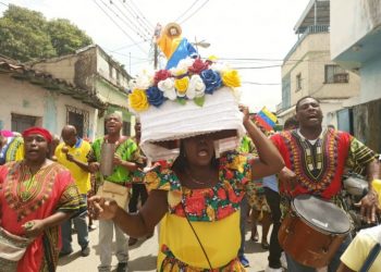 Realizan primer encuentro de tambores mirandinos en honor a San Juan