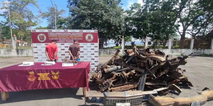 Bolívar | Ciudadanos arrestados debido a desmantelamiento de vehículos en Bolívar