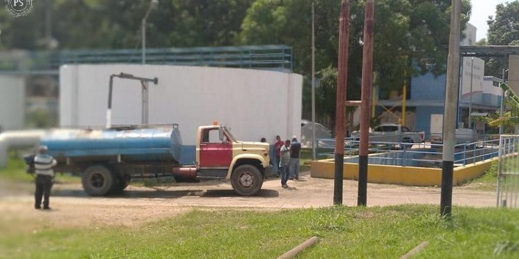Anzoátegui | Cisterneros de Barcelona indicaron que la demanda del servicio aumentó debido a fallas en la distribución