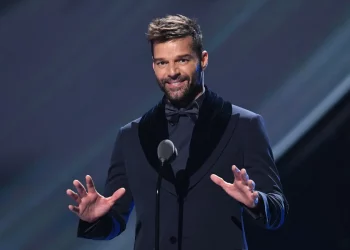 Ricky Martin recibe miles de ofensas a traveś de Instagram debido a su homosexualidad