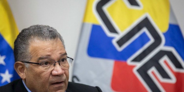 Rector Márquez pide a venezolanos en el exterior solicitar reasignación de domicilio