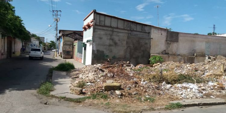 SUCRE| Graves problemas en la Calle Ayacucho denuncian habitantes