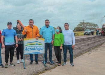 Anzoátegui | Gobernador arrancó con la pavimentación y proporcionó alumbrado en la zona centro – sur del estado