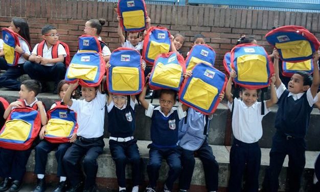 Monagas | En el estado Monagas fueron proporcionadas más de 70 mil mochilas