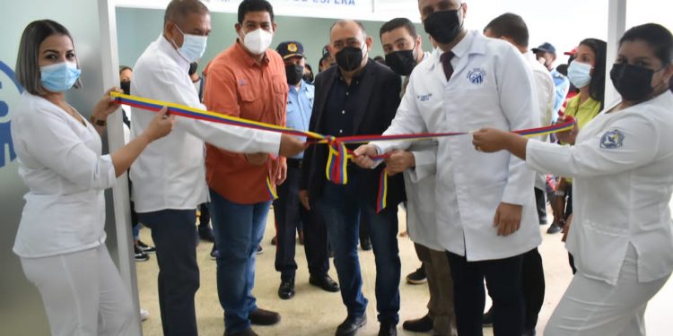Bolívar | Gobernador reinauguró Servicio de Emergencia de Adultos en el Hospital Raúl Leoni