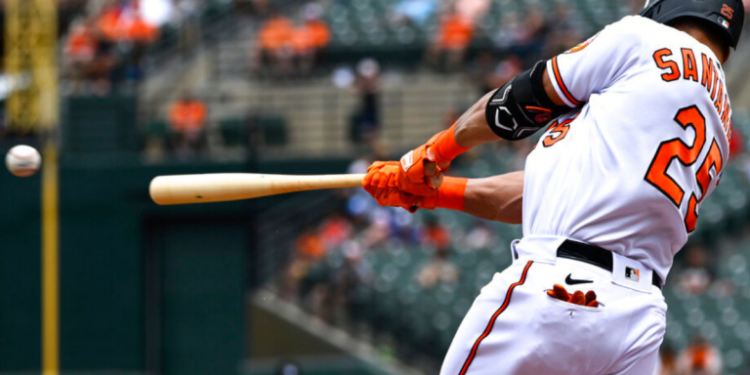 Santander igualó la marca de dos leyendas venezolanas