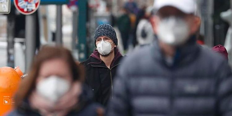 OMS alerta de nueva ola de covid en Europa similar a 2021