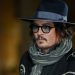 Empleado acusa a Johnny Depp por agresión física