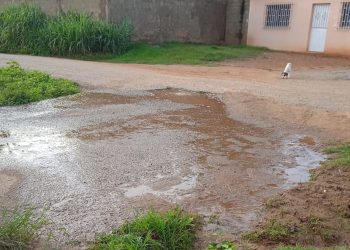 Anzoátegui | Denuncia: Hueco genera caos a familias en sector de Clarines