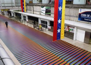 Venezuela implementará sistema Biochek para validar esquema de vacunación en viajeros